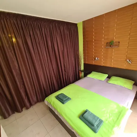 39 Apartment *